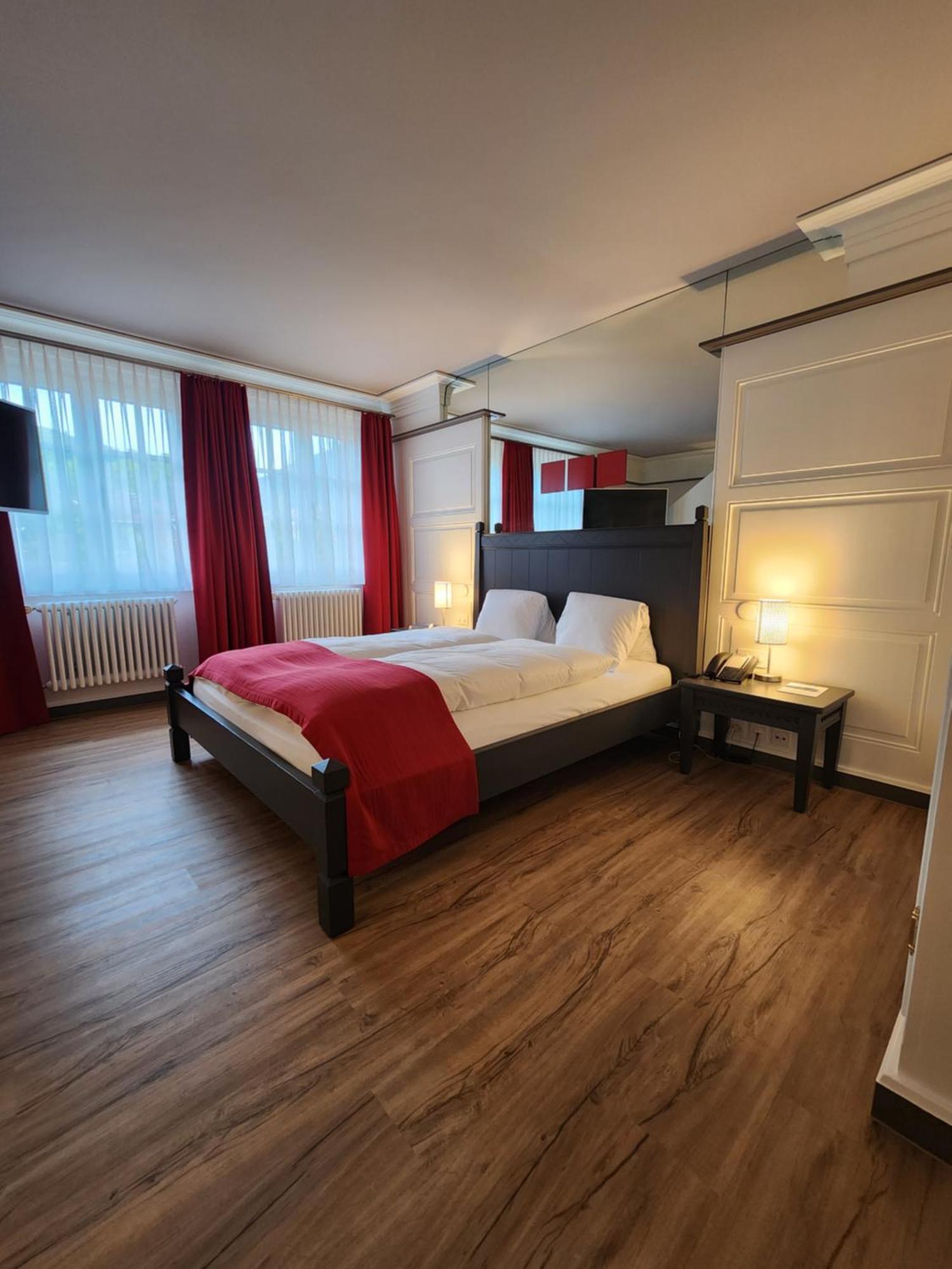 Hotel Balsthal Exterior foto